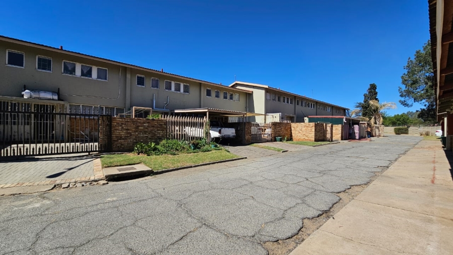 3 Bedroom Property for Sale in Sasolburg Ext 2 Free State